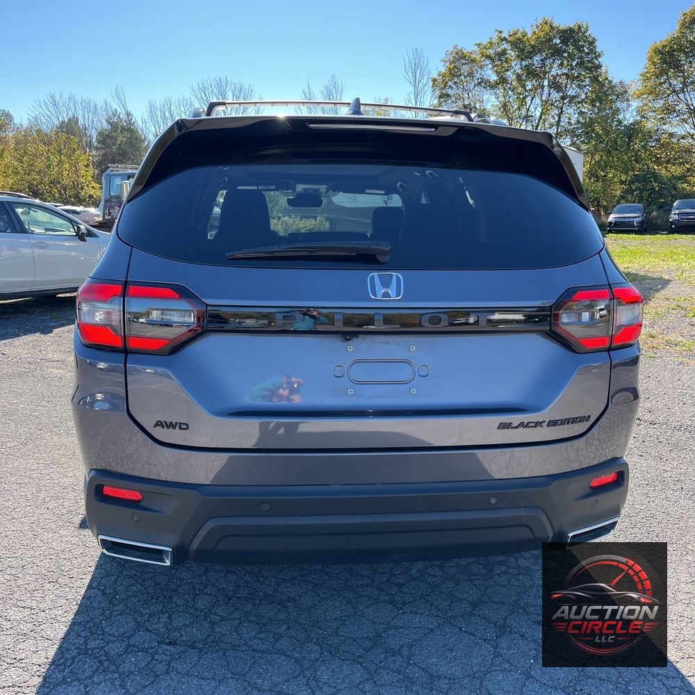 2025 Honda Pilot Black Edition