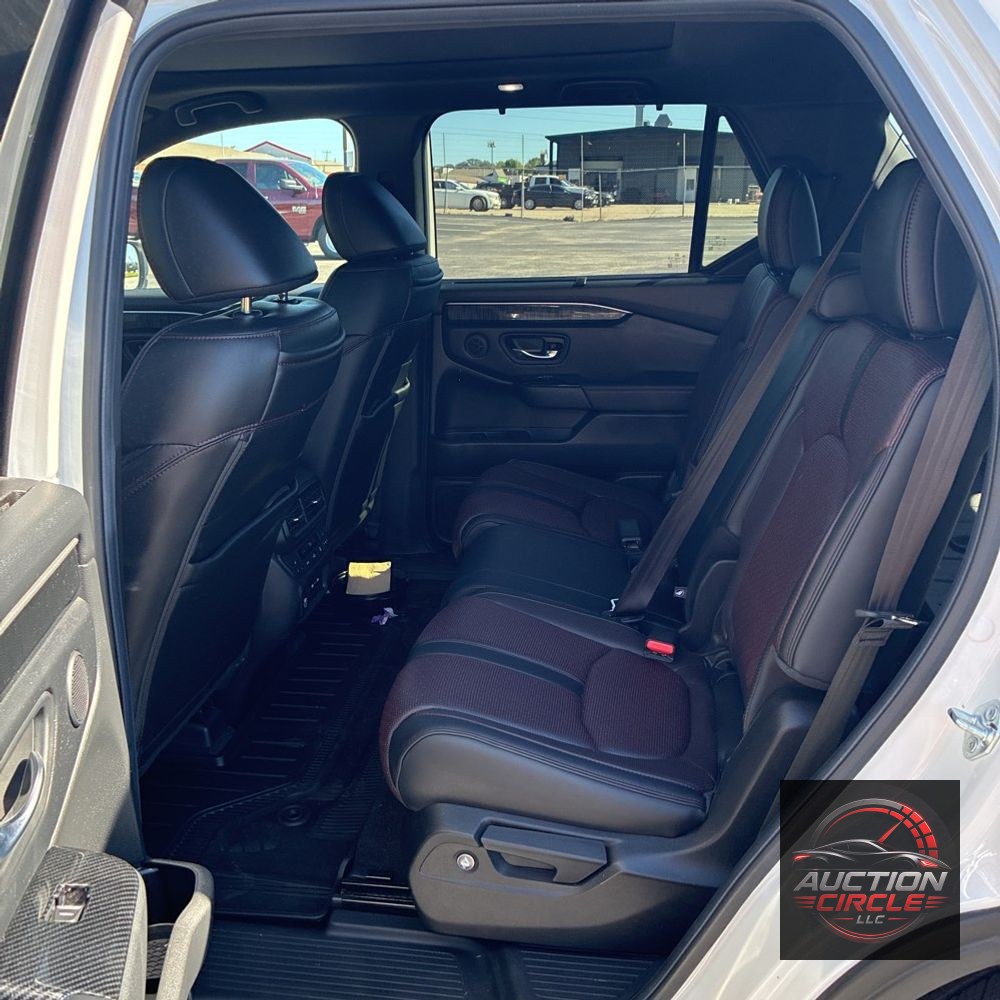 2025 Honda Pilot Black Edition