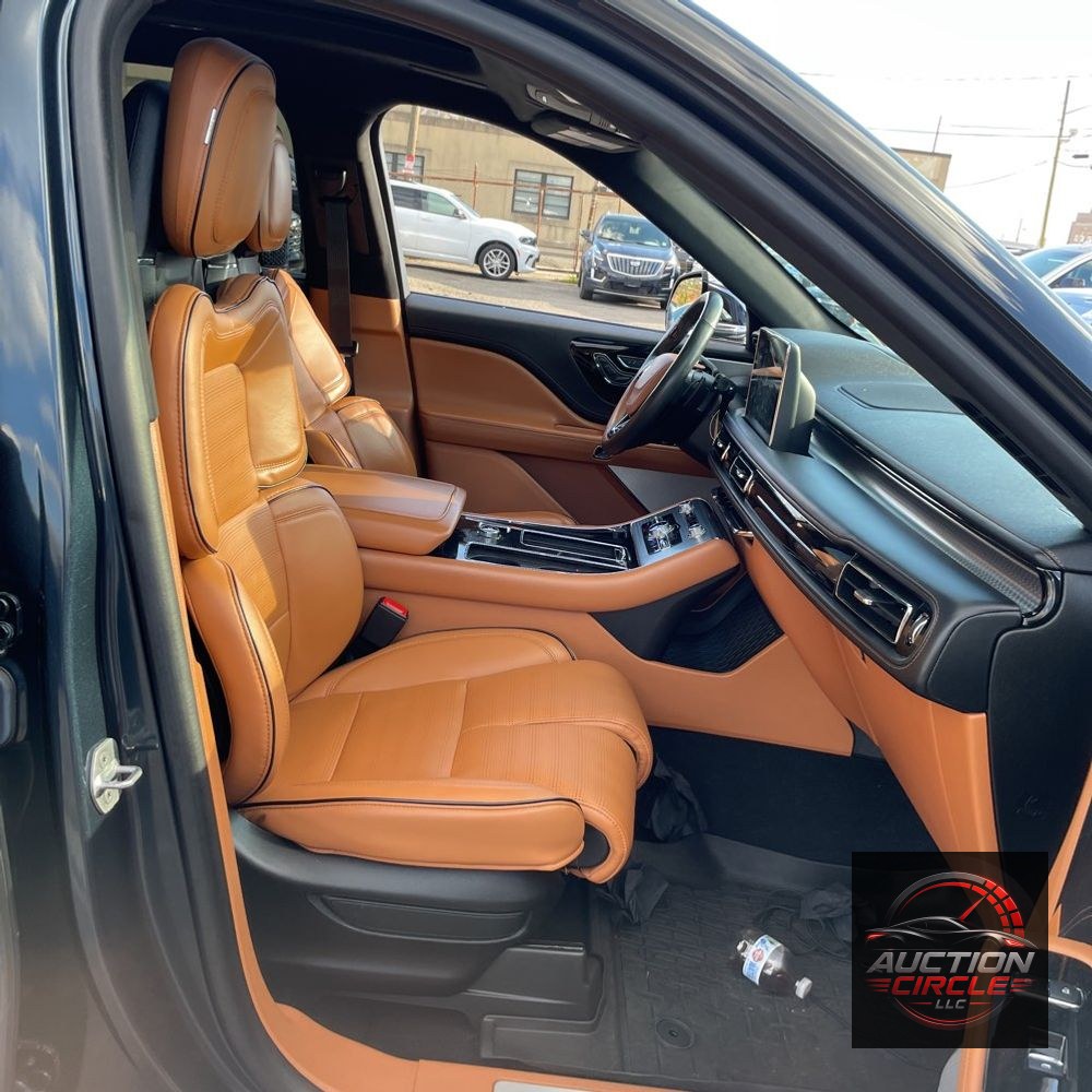 2022 Lincoln Aviator Black Label