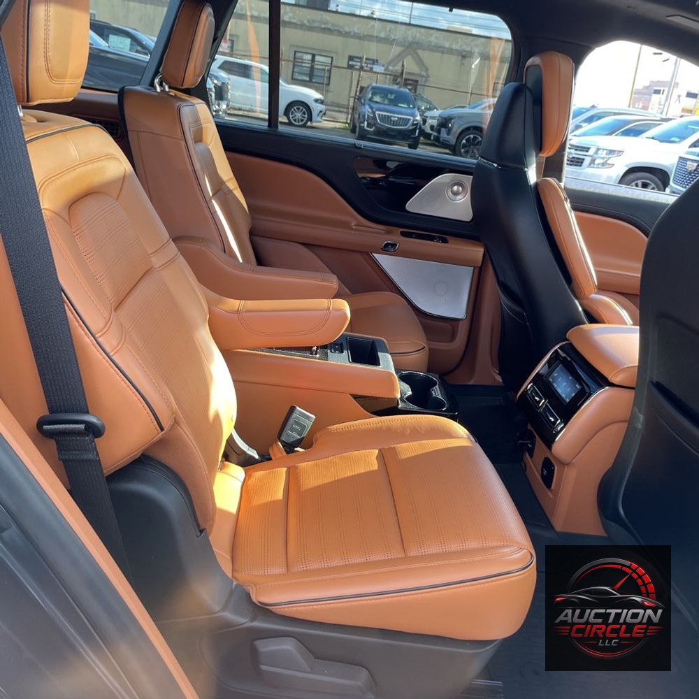 2022 Lincoln Aviator Black Label