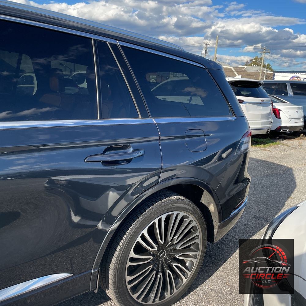 2022 Lincoln Aviator Black Label