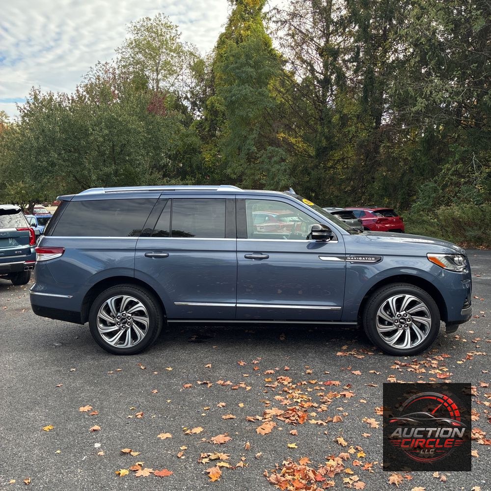 2023 Lincoln Navigator Reserve