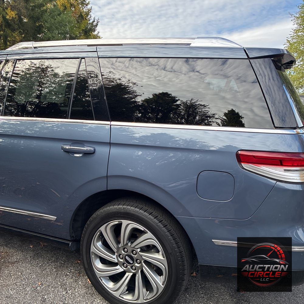 2023 Lincoln Navigator Reserve