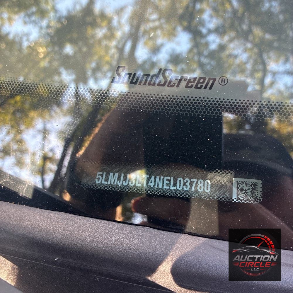 2022 Lincoln Navigator L Reserve