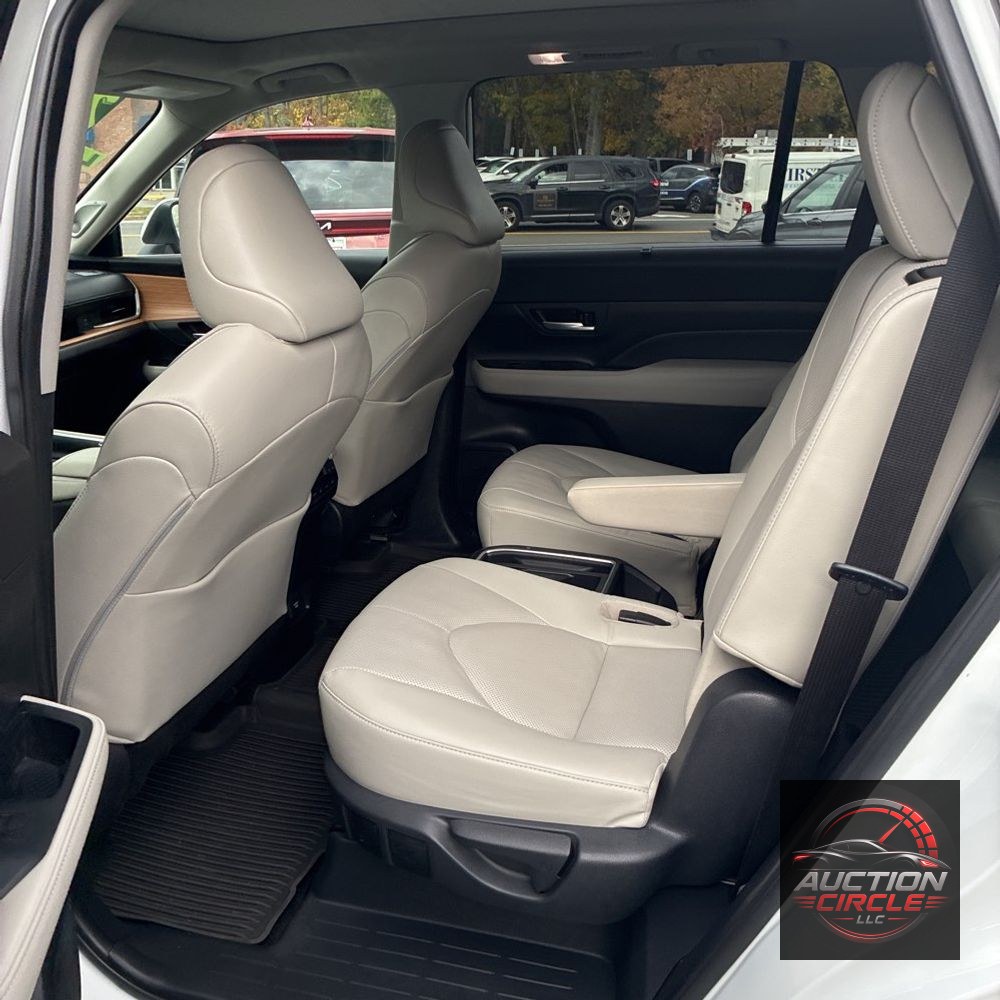 2024 Toyota Grand Highlander Platinum