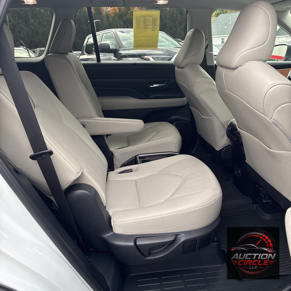 2024 Toyota Grand Highlander Platinum