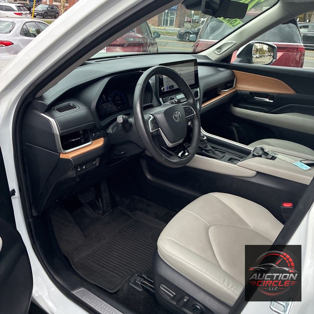 2024 Toyota Grand Highlander Platinum