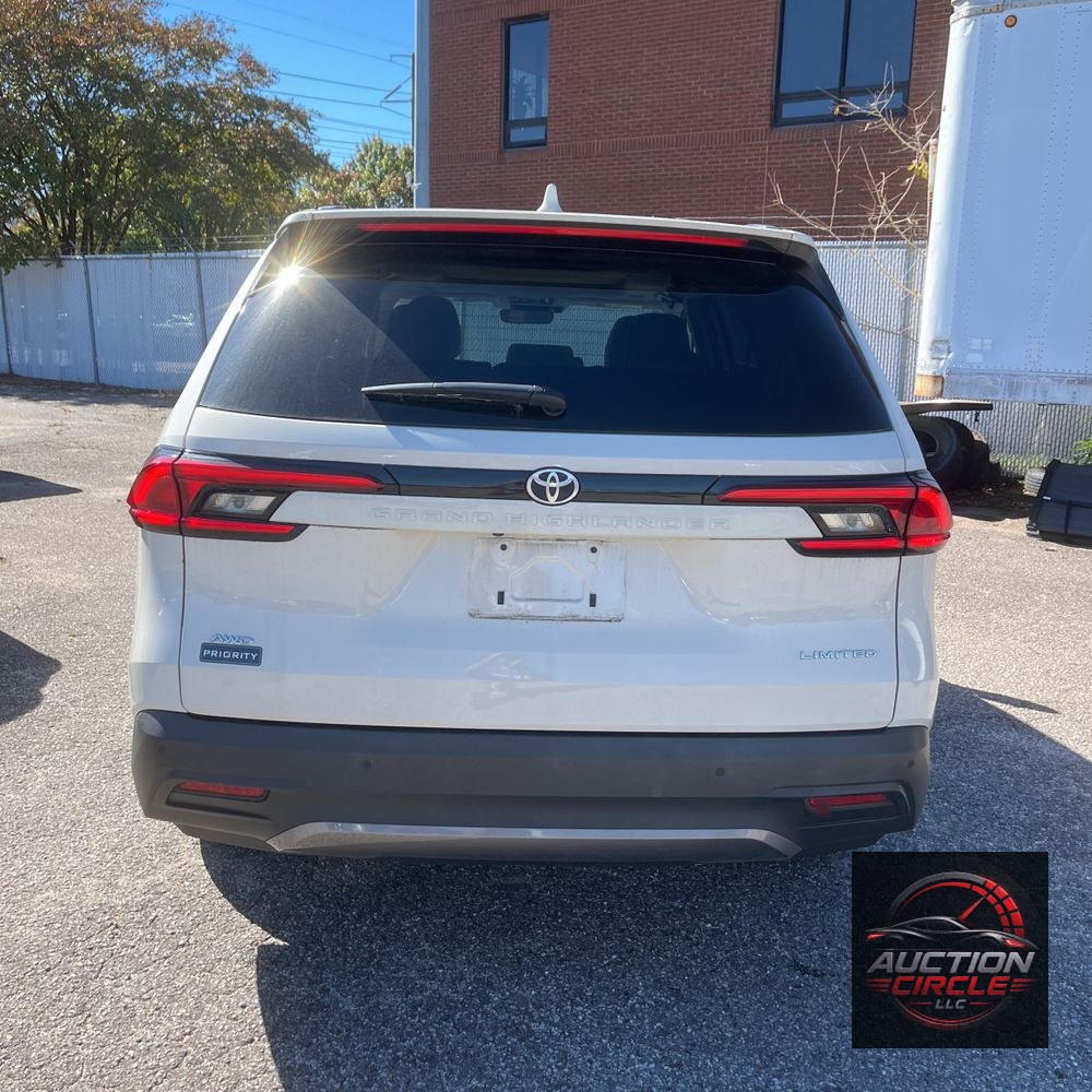 2024 Toyota Grand Highlander Limited