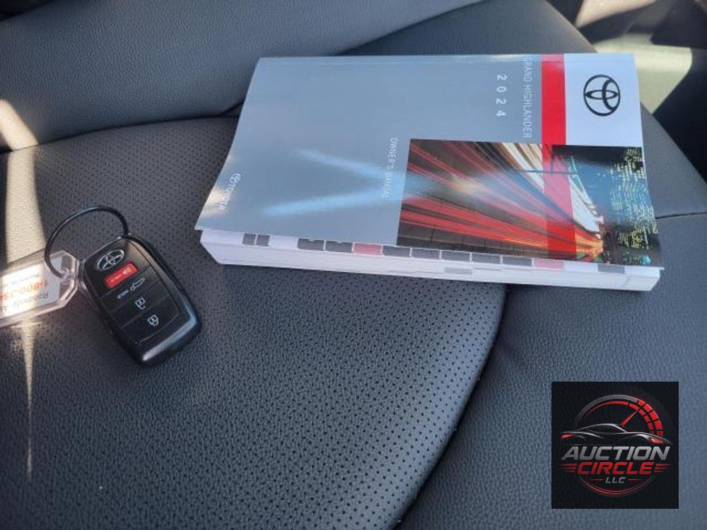 2024 Toyota Grand Highlander XLE