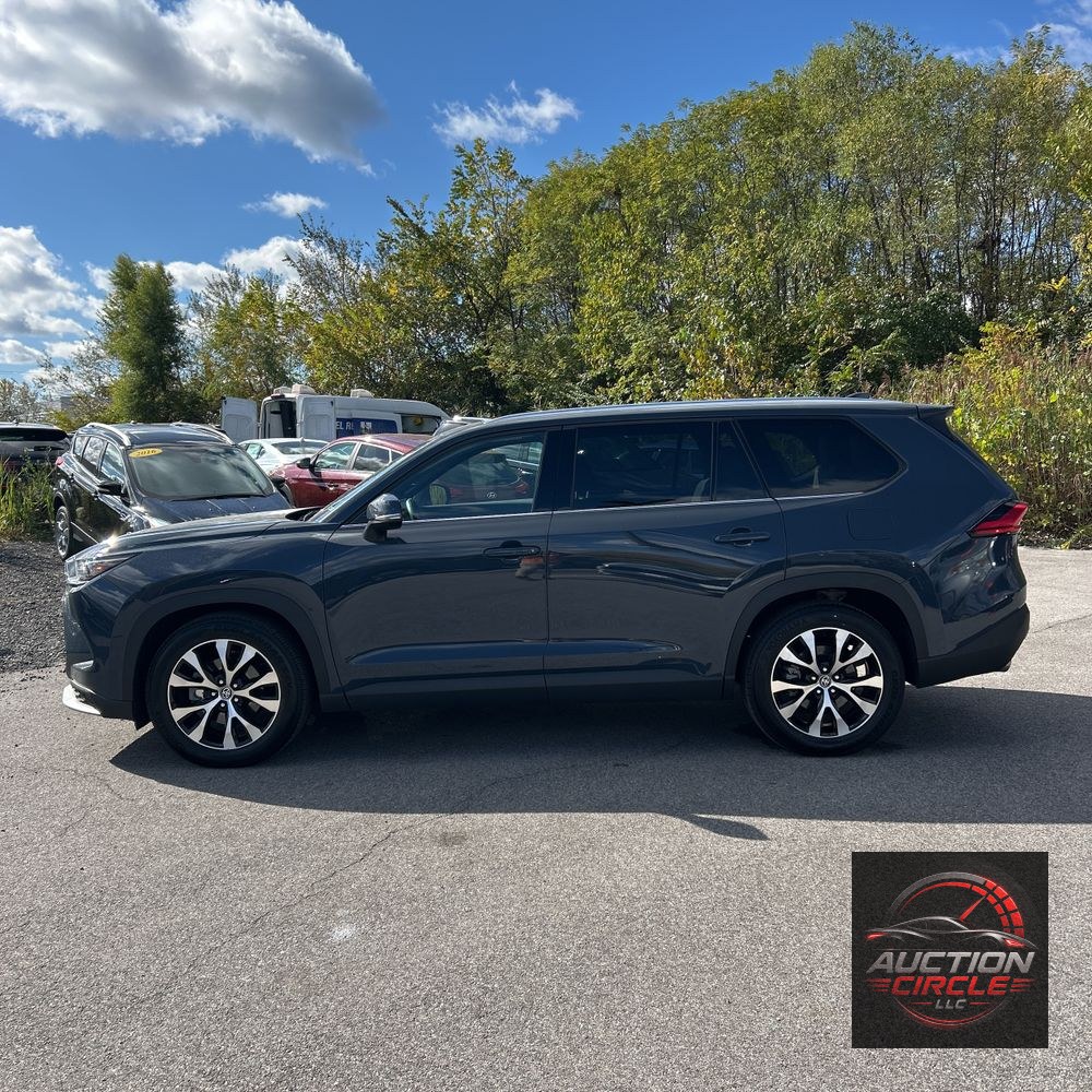 2024 Toyota Grand Highlander Hybrid MAX Limited
