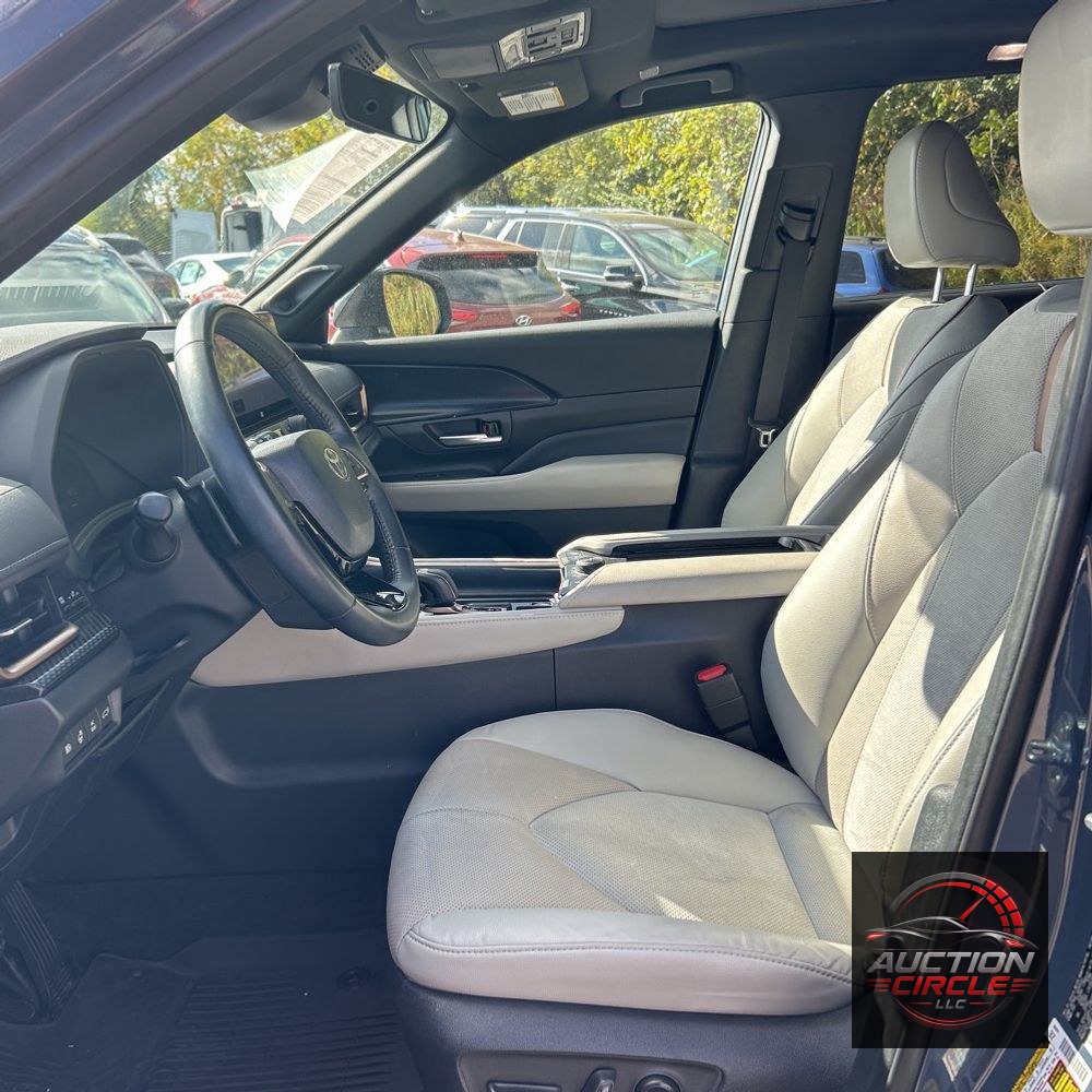 2024 Toyota Grand Highlander Hybrid MAX Limited