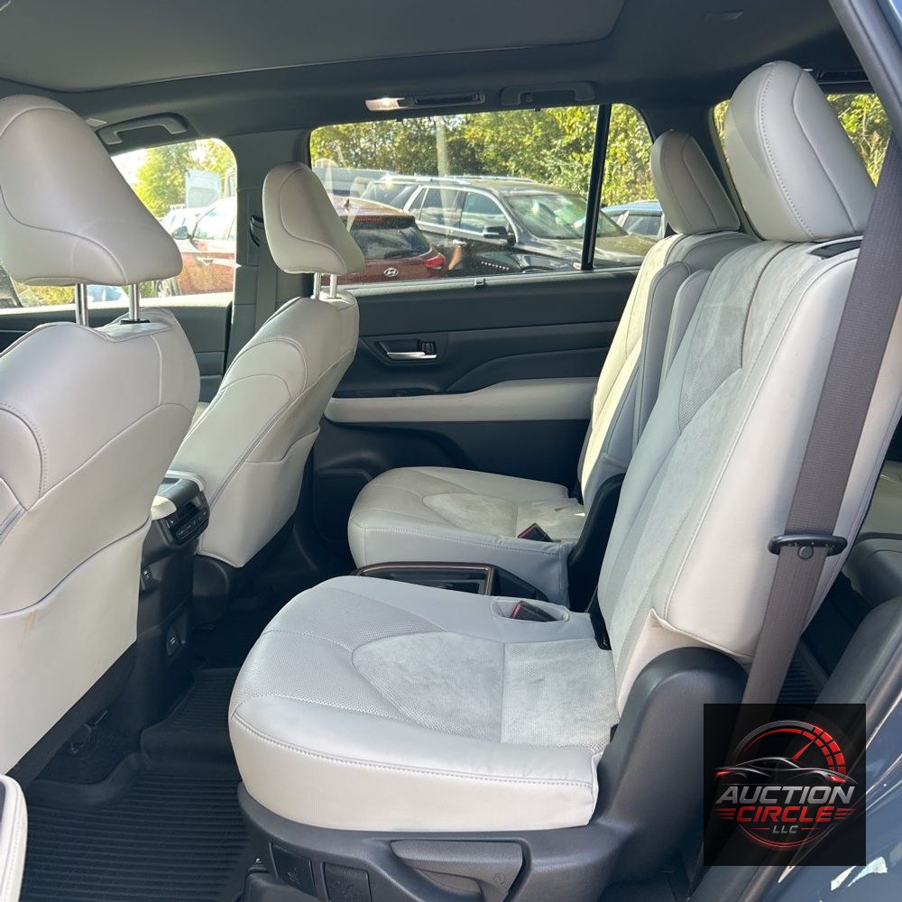 2024 Toyota Grand Highlander Hybrid MAX Limited