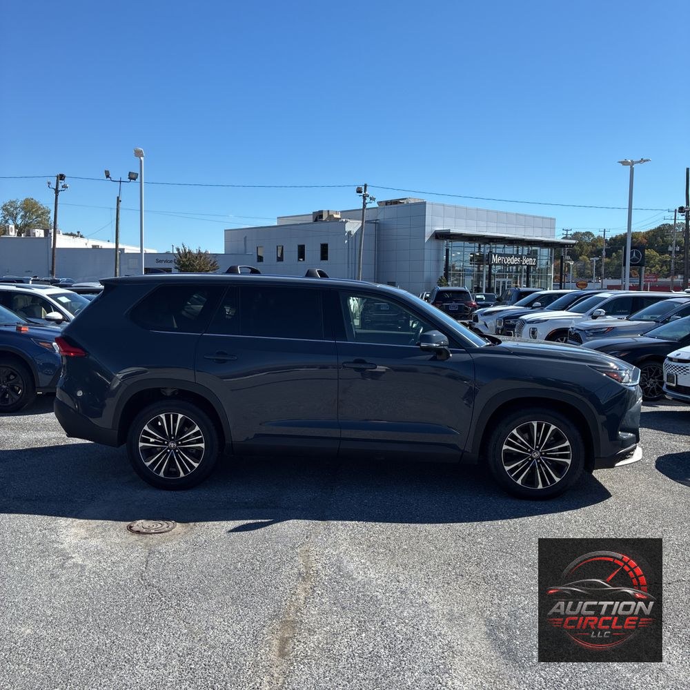 2024 Toyota Grand Highlander Hybrid MAX Platinum