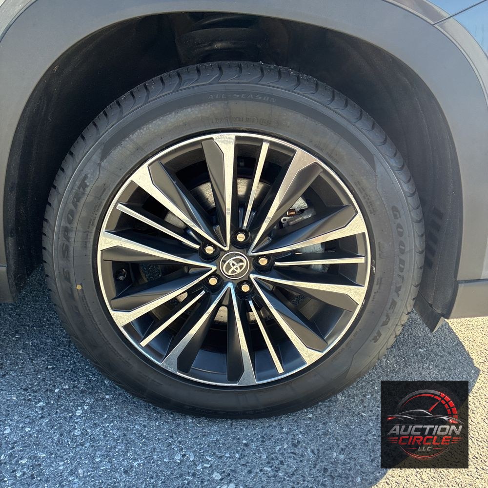 2024 Toyota Grand Highlander Hybrid MAX Platinum
