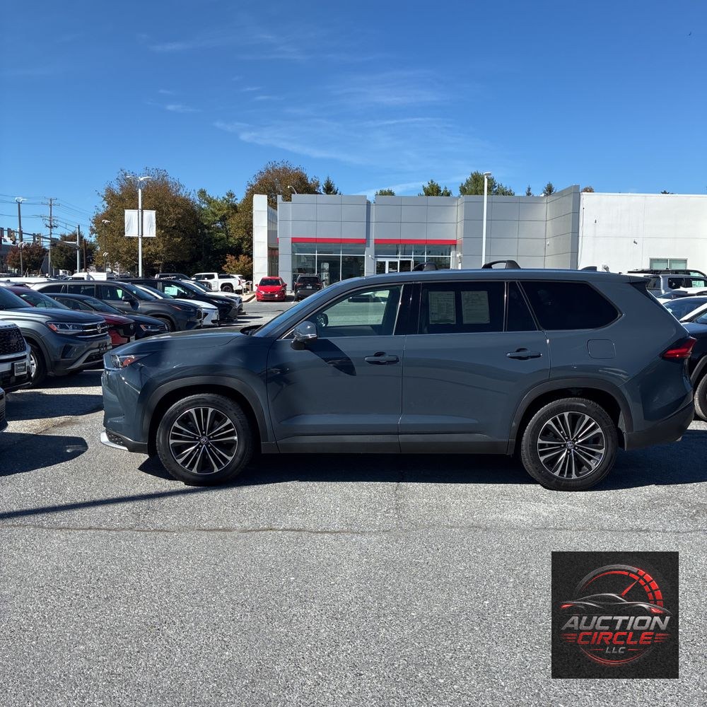 2024 Toyota Grand Highlander Hybrid MAX Platinum