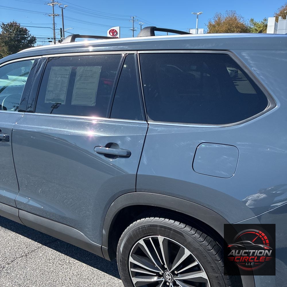 2024 Toyota Grand Highlander Hybrid MAX Platinum