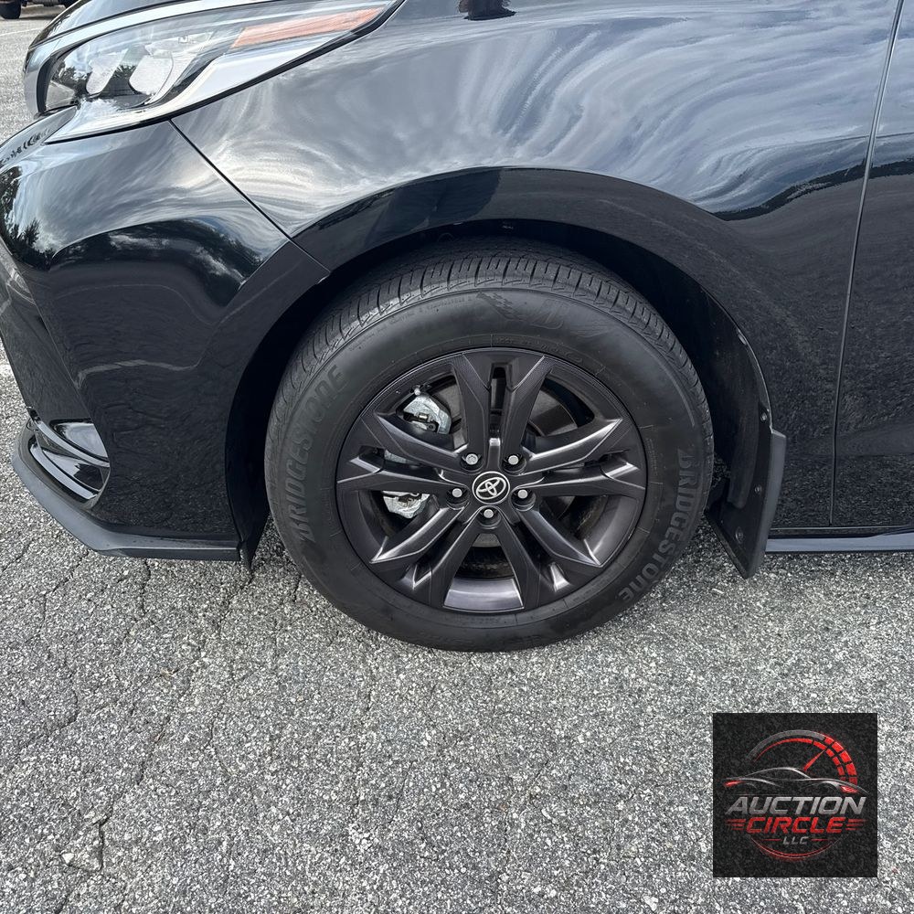2024 Toyota Sienna XSE 7-Passenger