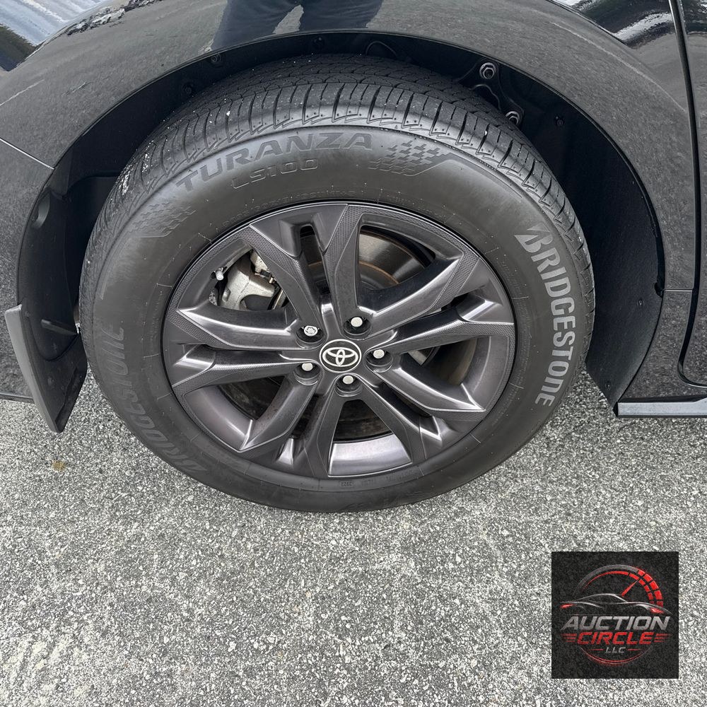2024 Toyota Sienna XSE 7-Passenger
