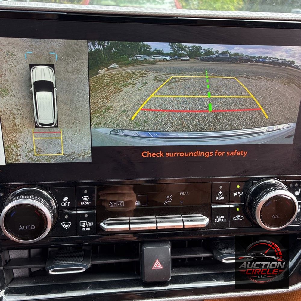 2023 Toyota Highlander Hybrid Platinum