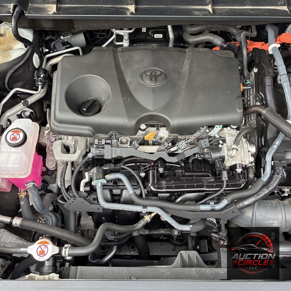2023 Toyota Highlander Hybrid Platinum