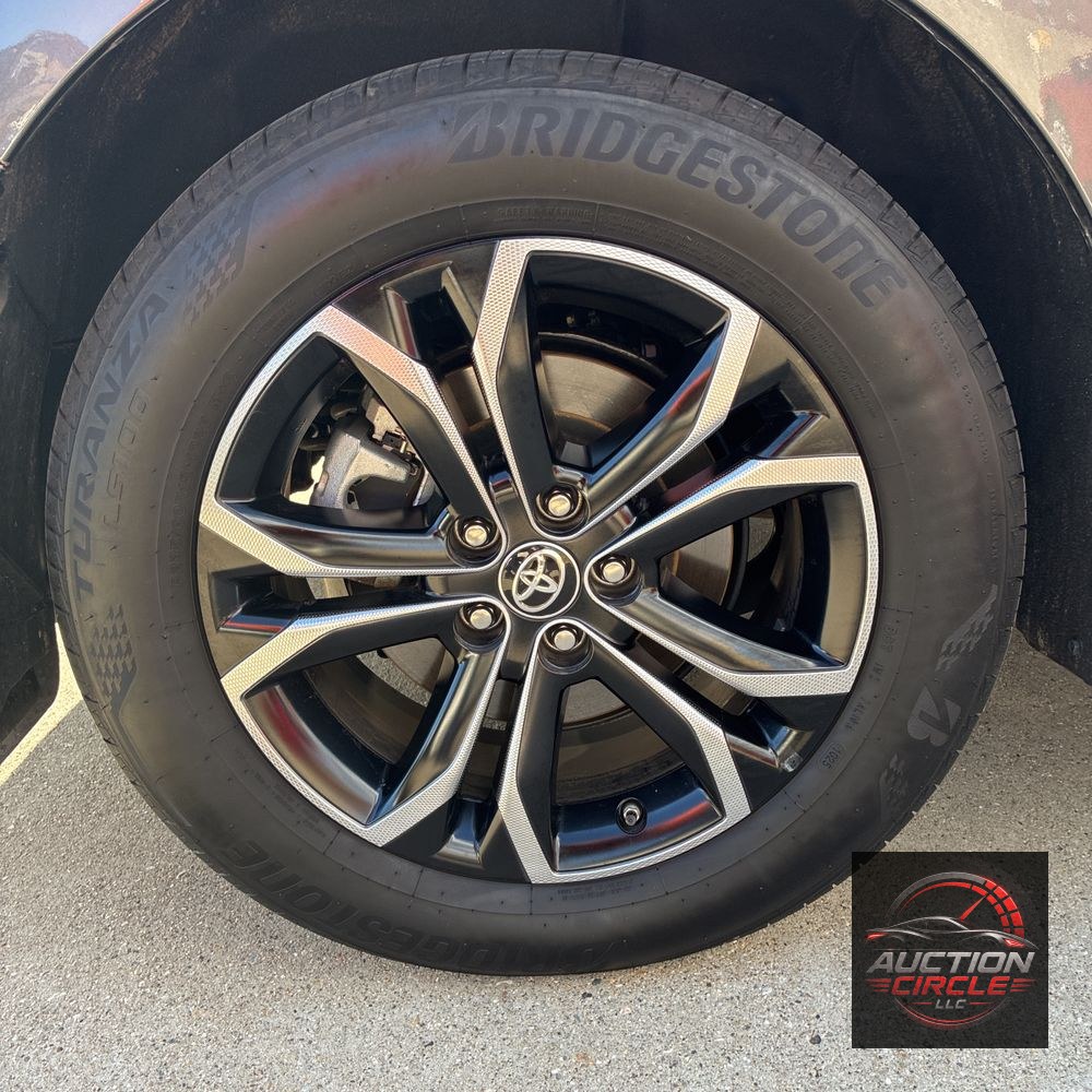 2025 Toyota Sienna Platinum 7-Passenger
