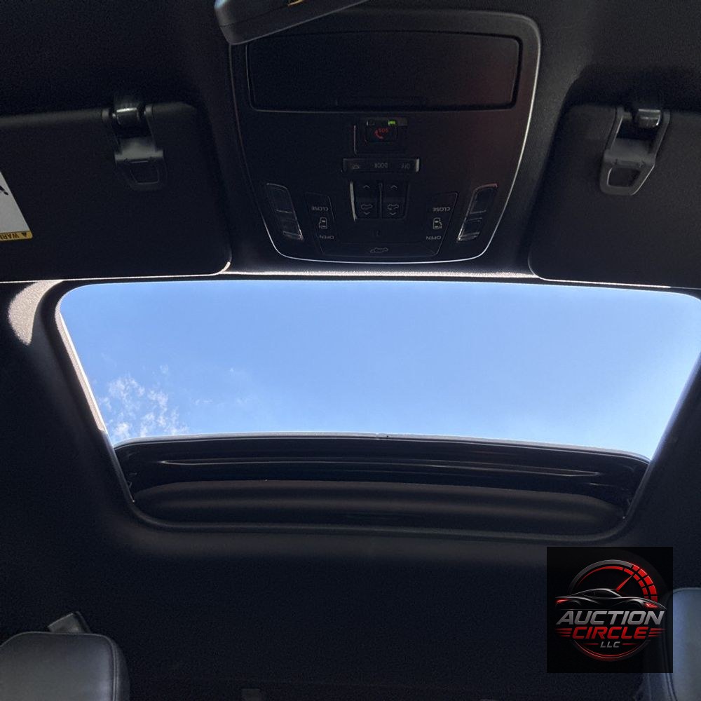 2025 Toyota Sienna Platinum 7-Passenger