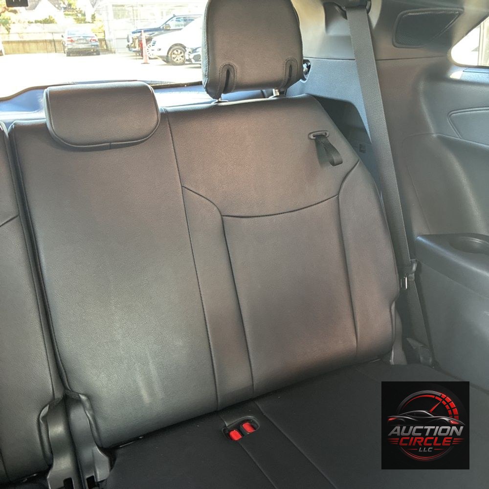 2025 Toyota Sienna Platinum 7-Passenger