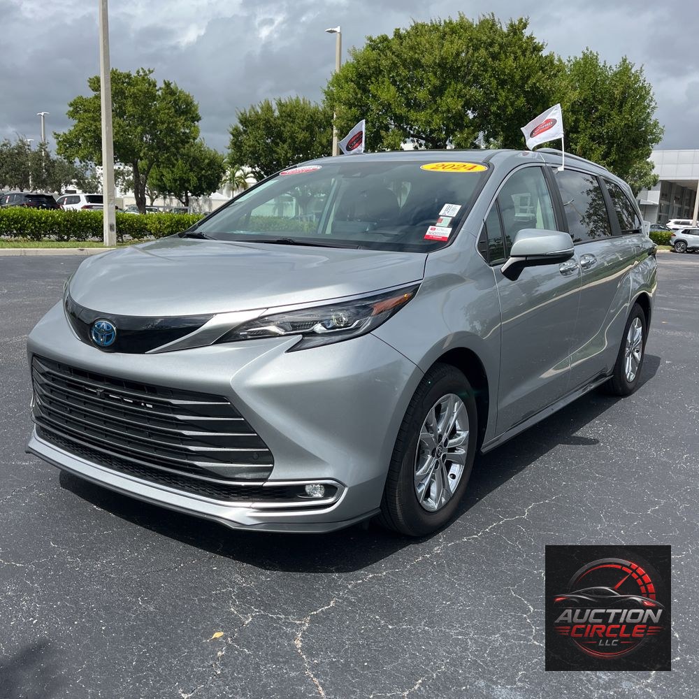 2024 Toyota Sienna Platinum 7-Passenger