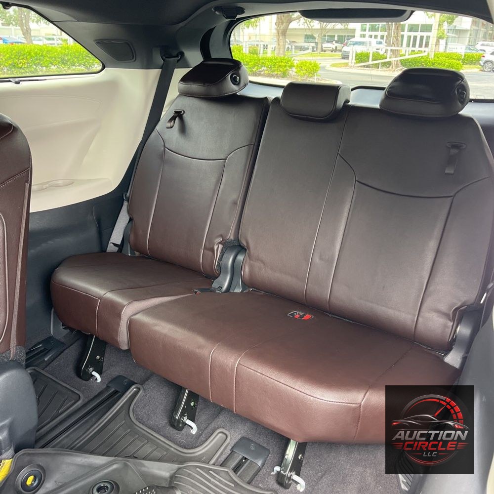 2024 Toyota Sienna Platinum 7-Passenger