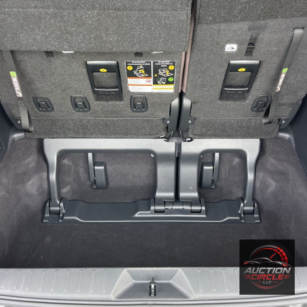 2024 Toyota Sienna Platinum 7-Passenger