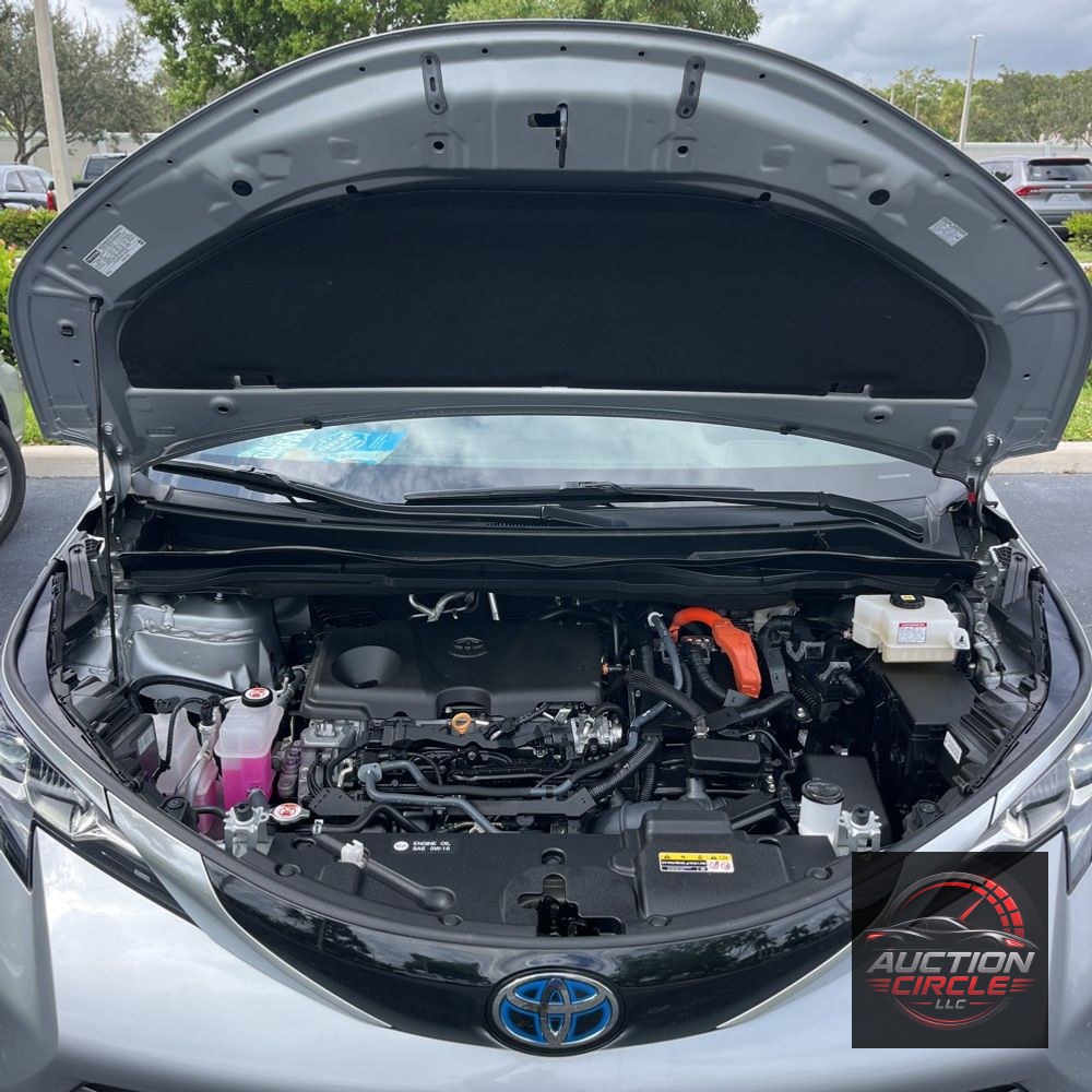 2024 Toyota Sienna Platinum 7-Passenger