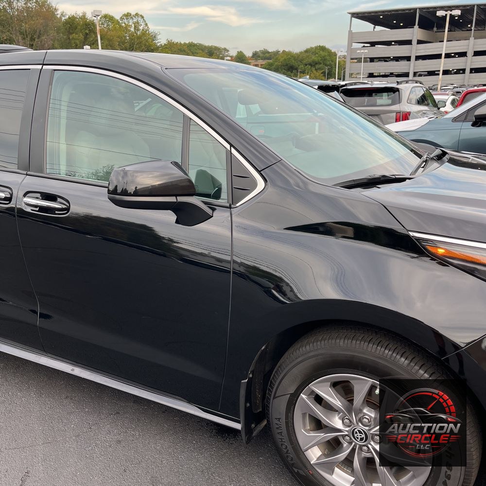 2023 Toyota Sienna XLE 7-Passenger
