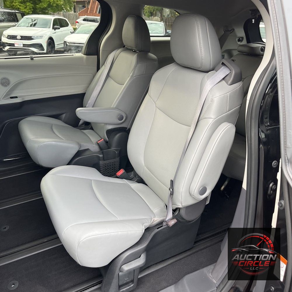2023 Toyota Sienna XLE 7-Passenger
