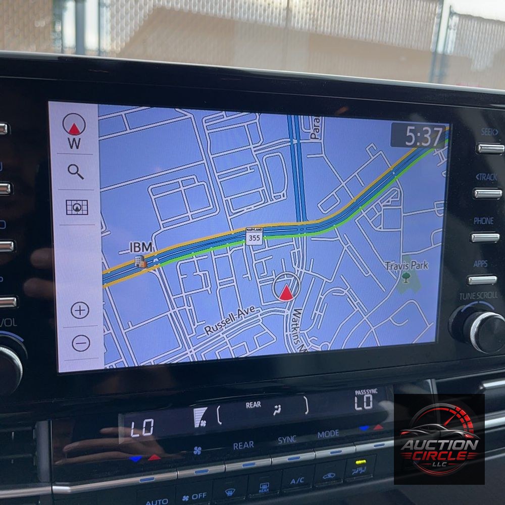 2023 Toyota Sienna XLE 7-Passenger