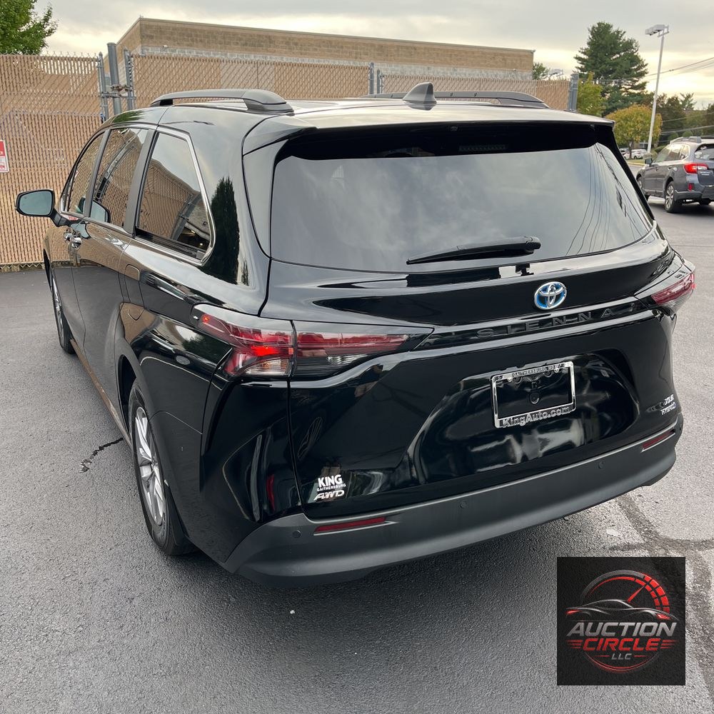 2023 Toyota Sienna XLE 7-Passenger