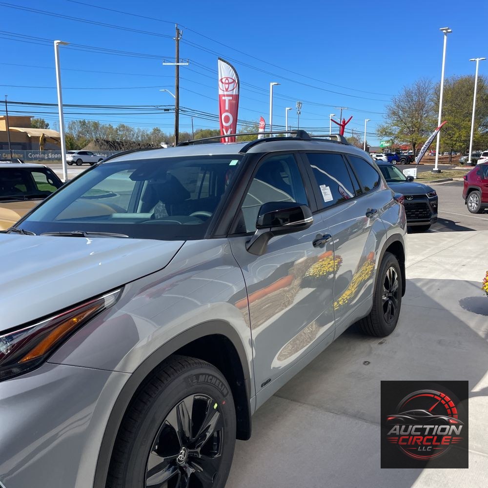 2025 Toyota Highlander Hybrid XLE Nightshade