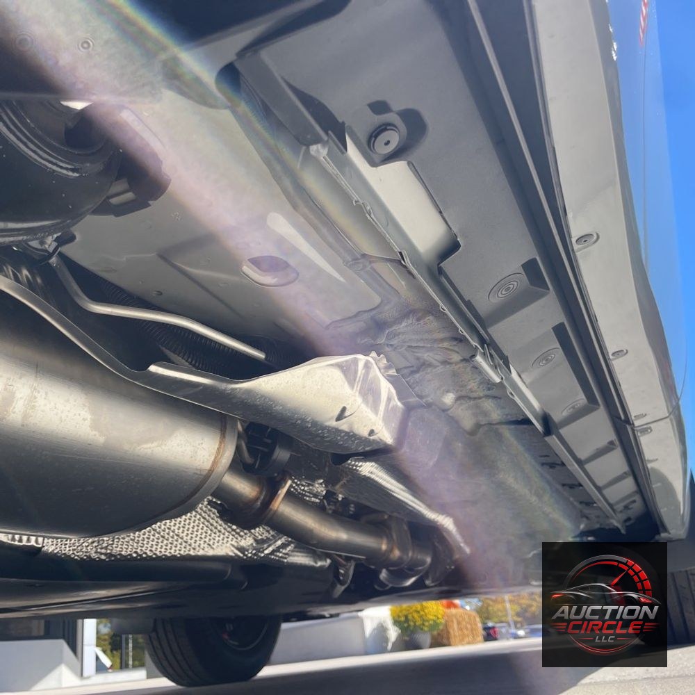 2025 Toyota Highlander Hybrid XLE Nightshade