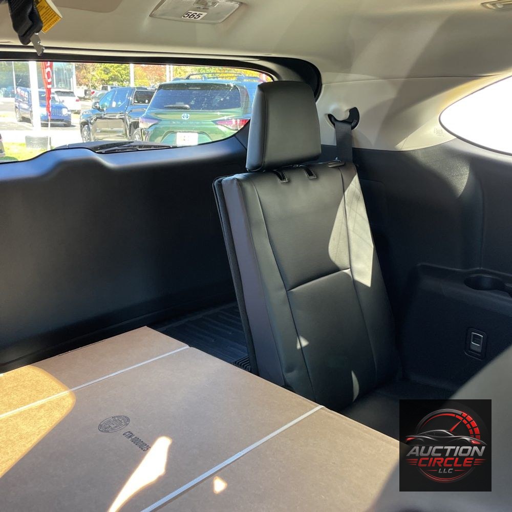 2025 Toyota Highlander Hybrid XLE Nightshade
