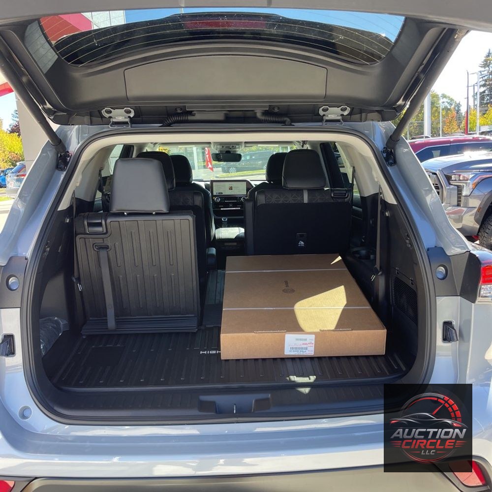 2025 Toyota Highlander Hybrid XLE Nightshade