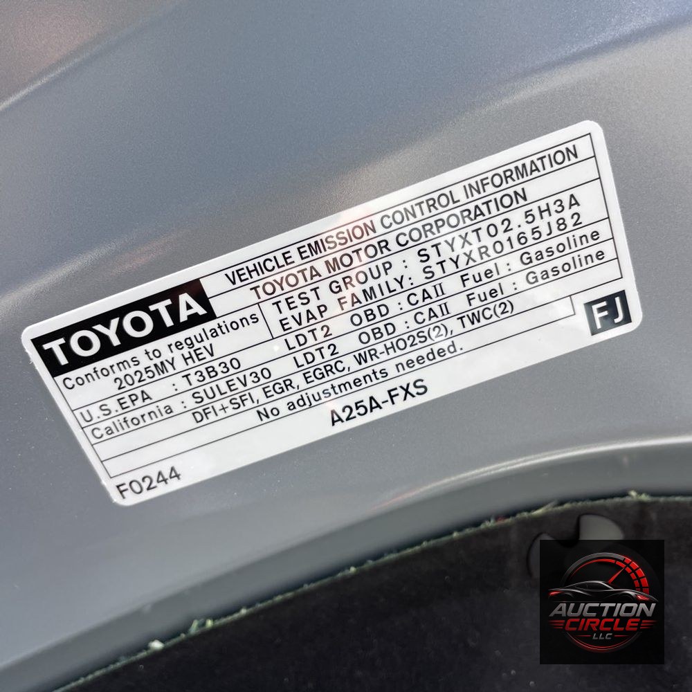2025 Toyota Highlander Hybrid XLE Nightshade