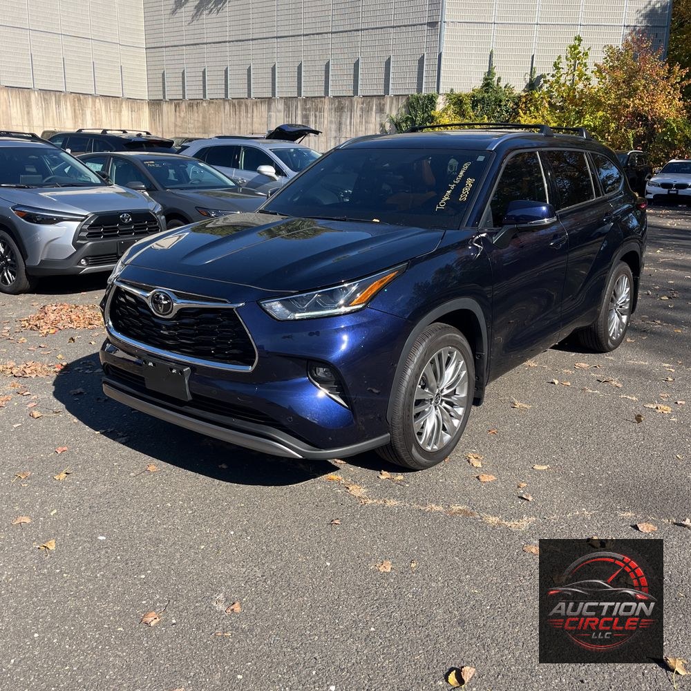 2025 Toyota Highlander Platinum