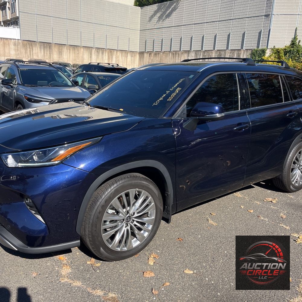 2025 Toyota Highlander Platinum