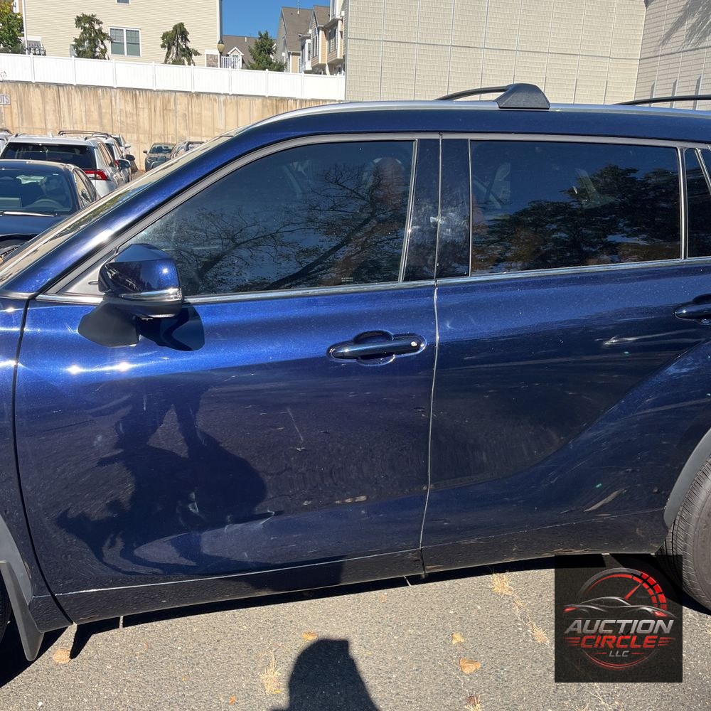 2025 Toyota Highlander Platinum