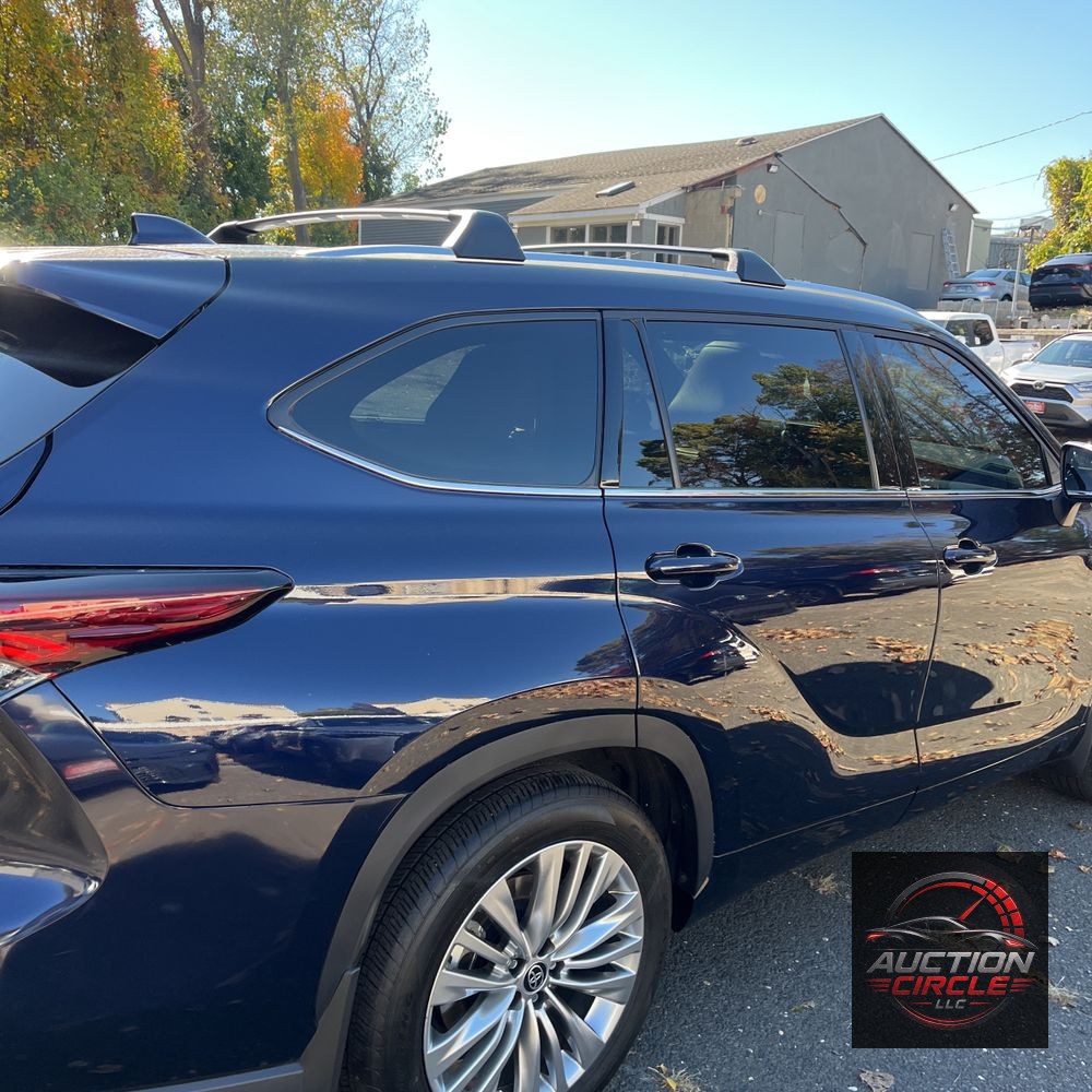 2025 Toyota Highlander Platinum
