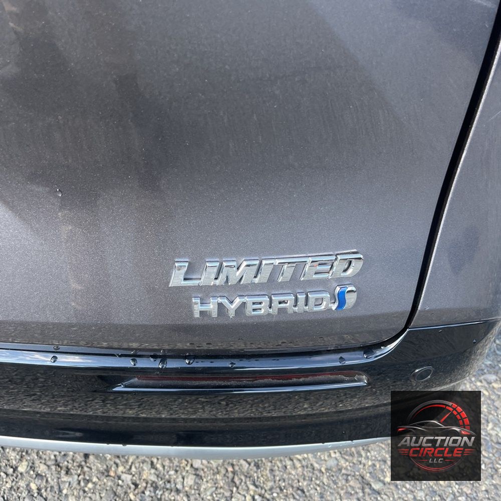 2023 Toyota Sienna Limited 7-Passenger