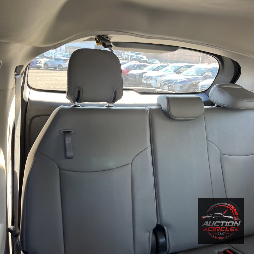 2023 Toyota Sienna Limited 7-Passenger