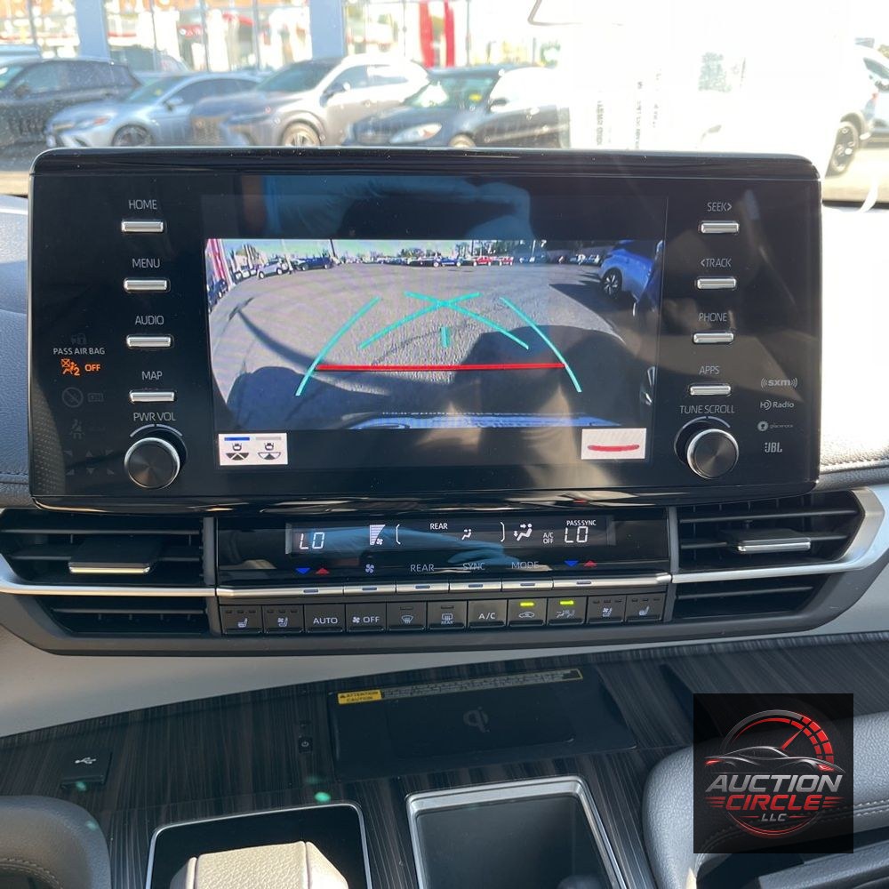 2023 Toyota Sienna Limited 7-Passenger