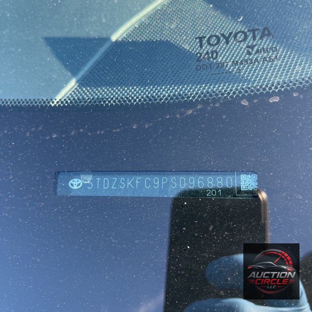 2023 Toyota Sienna Limited 7-Passenger