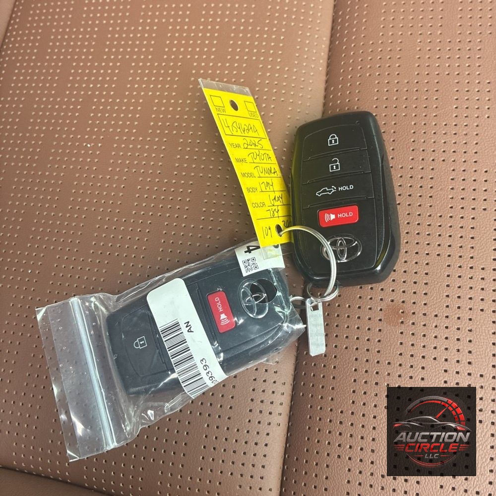2025 Toyota Tundra 1794 Edition HV