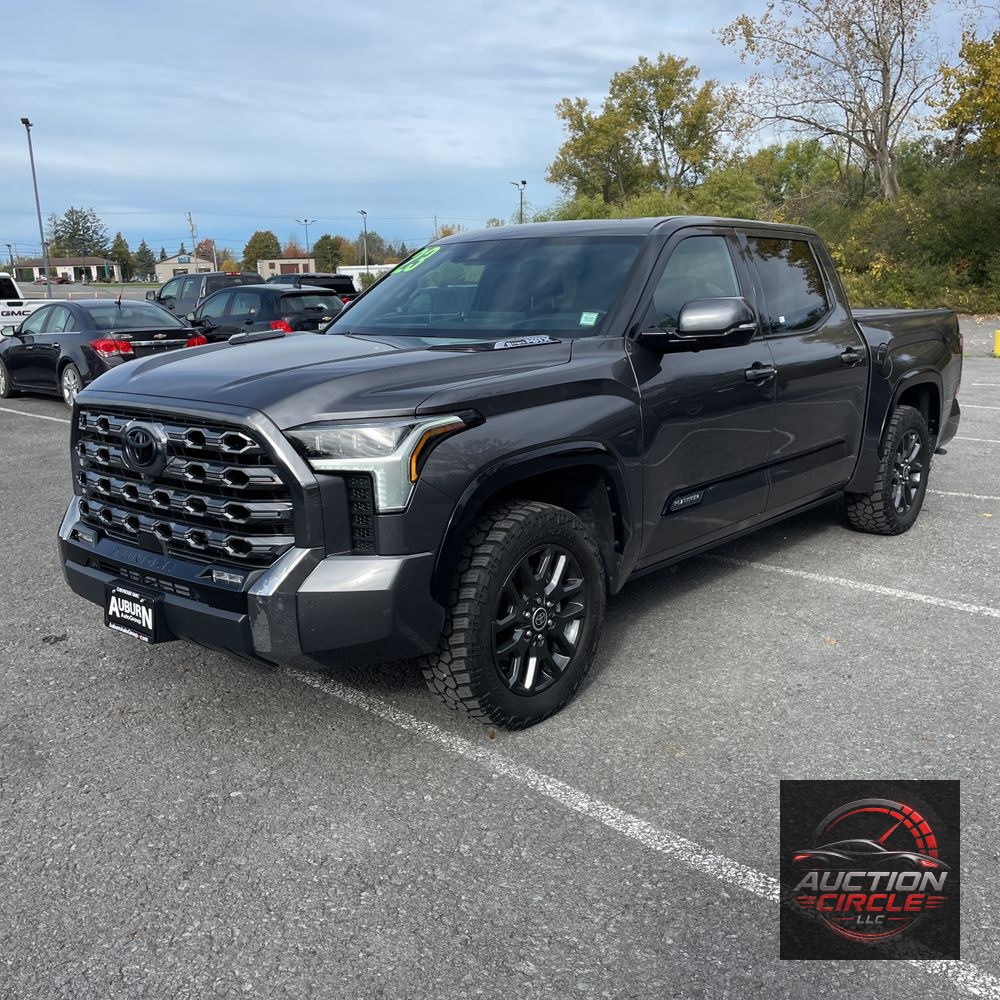 2023 Toyota Tundra Platinum HV